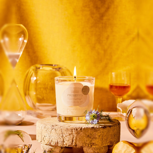 Rewined Sparkling Prosecco candle, 10 oz, lit